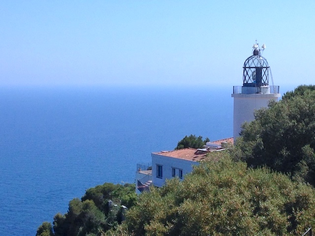コスタブラバのサン・ セバスティアン灯台＠スペインから見る地中海の絶景