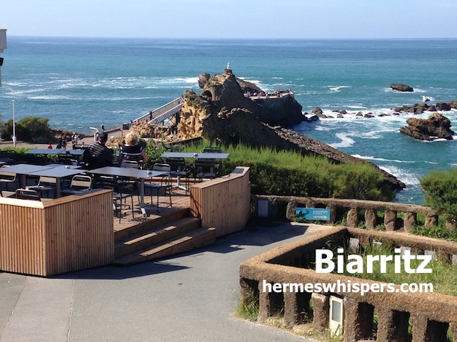 聖母の岩からビアリッツを一望！フランス海バスクの高級リゾート地