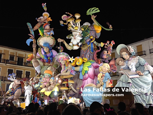 スペイン世界遺産 三大祭り バレンシア火祭りの子供用張り子人形達 世界のあれこれ